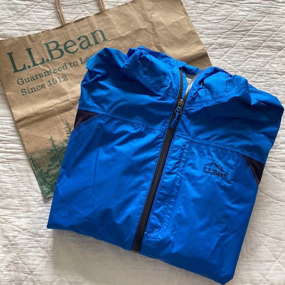 LL Bean Rain Jacket - Picture 12 of 12